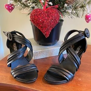 Unlisted Kenneth Cole Women’s Size 6 Strappy Black Dress Sandals